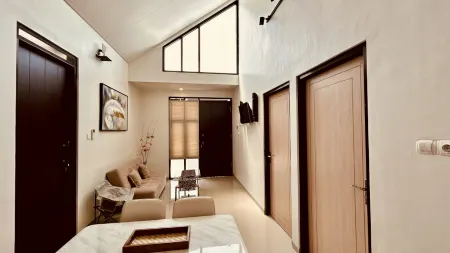 Candramaya Guest House Отели в г. Понорого