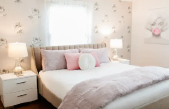 Luxurious Marilyn’s Mansion in the heart of Springfield!