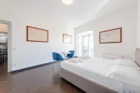 Sea View Apartment Next to Acquarium Các khách sạn ở 