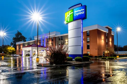홀리데이 인 익스프레스 인디애나폴리스 사우스 바이 IHG - 애견동반