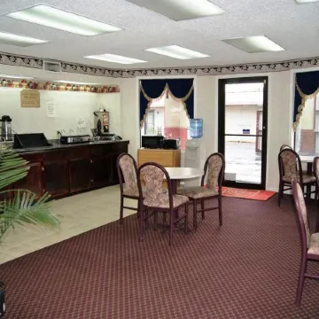 Red Carpet Inn - Natchez