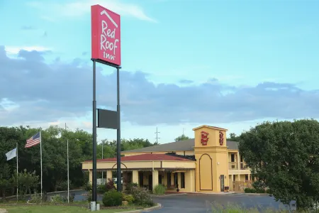 Red Roof Inn Ardmore Отели в г. Ардмор