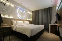 Creative RestArt Hotel by Damn I Love Indonesia