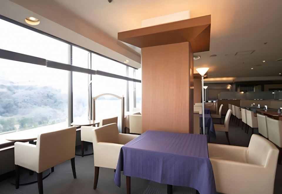 스마일 호텔 와카야마 로비