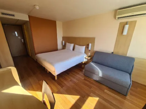 Ibis Marseille Centre Gare Saint-Charles