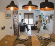 Casa Mixa con Decoración Exclusiva, Estilo Industrial