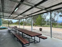Happy Wanderer Holiday Resort Grampians - parking