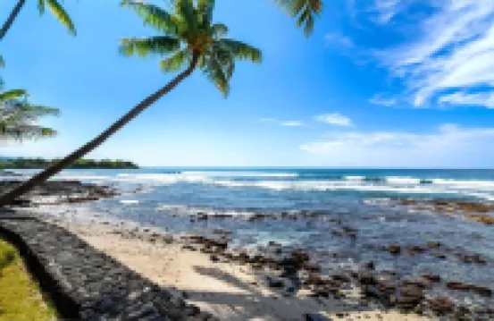 Kona Oceanfront Penthouse Condo: Remodeled, AC, Crashing Waves, Sunsets, Turtles