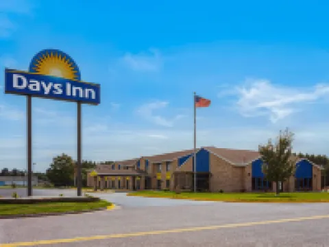 Days Inn by Wyndham Eagle River Hotels in Eagle River