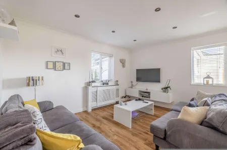 Host & Stay - Meadow Way Отели рядом с достопримечательностью «Библиотека РБУМ Мейденхед»