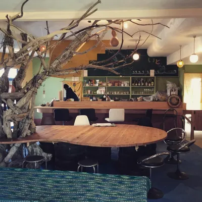 Guest House & Cafe Ohana - bar