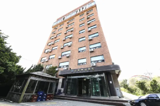 Donghae Maritime Tourism Hotel