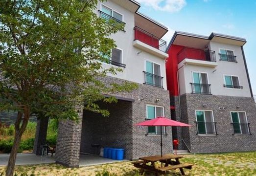 서해안 숙소 전경