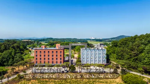 Dangjin Cubist Hotel Hoteles en Dangjin