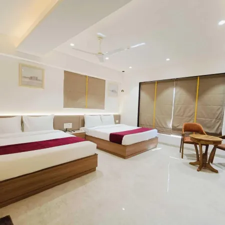 MURLI HOTEL LUXURY ROOMS