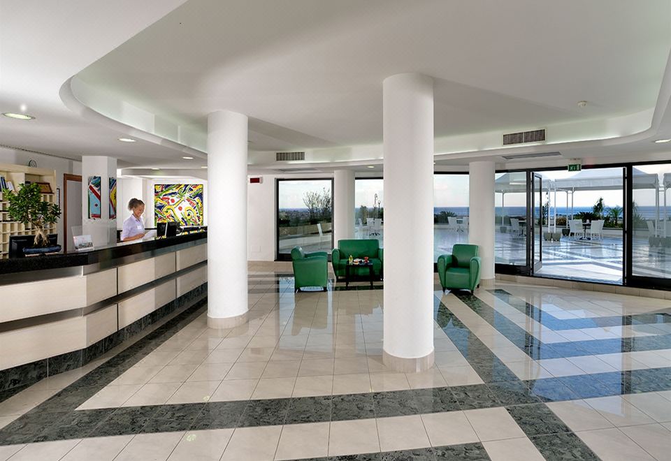 Mirabeau Park Hotel Over view