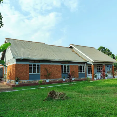 Kandez Holiday Home