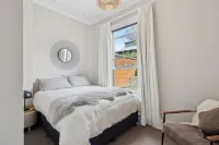 Villa on Rattray Hotel a 