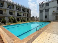 4220 and 4104 Phoenix Studios - Condos