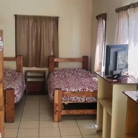 Hostal Plaza Carrera