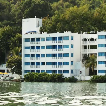 Villa Bejar Tequesquitengo