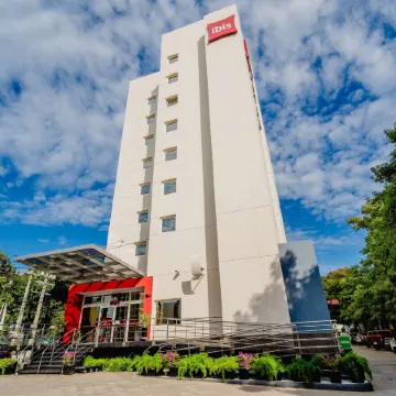 Ibis Asuncion