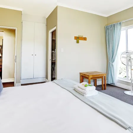 Bell Rosen Guest House