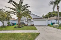 Chic Orlando Family Getaway w/ Fenced Yard! - Country Houses