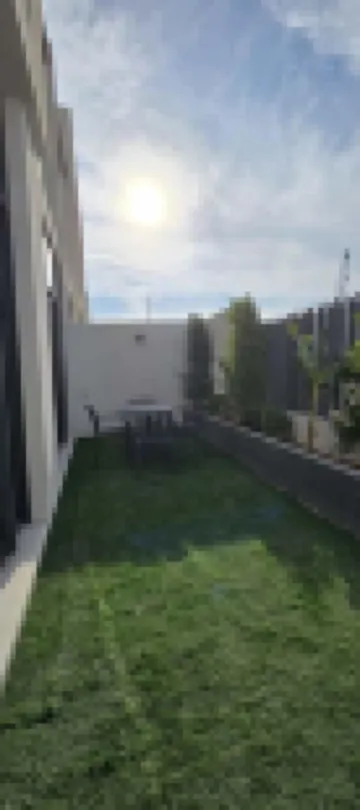 Impressive townhouse in Al Danah Bay Hotels in 