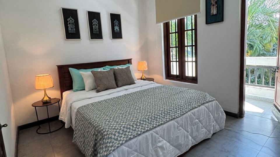 Fully furnished 2 bedroom apartment with 3 Balcony ( bed rooms with A/C)
