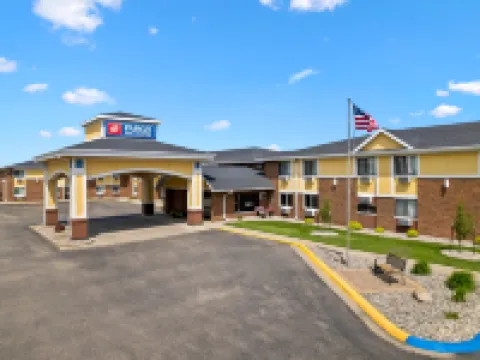Fargo Inn and Suites Hotels in Fargo