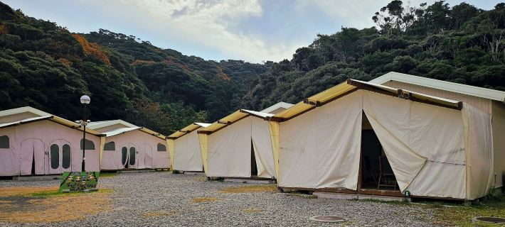 Sloth Glamping Hotels in Tsushima