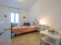 Casa Al Caprifoglio 600m from Beach - Happy Rentals Hotels in Ispra