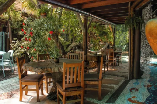 格拉加艮沖浪度假酒店