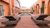 Villa Sorrento by SMS Hospitality - Pools