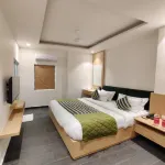 โรงแรม Dua Grand