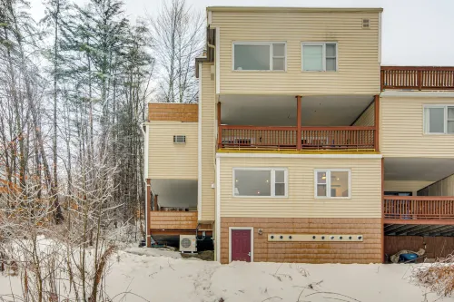 Fully Renovated! Luxe Ski Condo Near Stowe Mtn - Condos