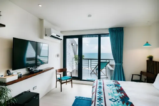 Chuanfanrock Haku Beach Days Inn