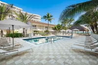 Beachcomber Resort & Club - Beach