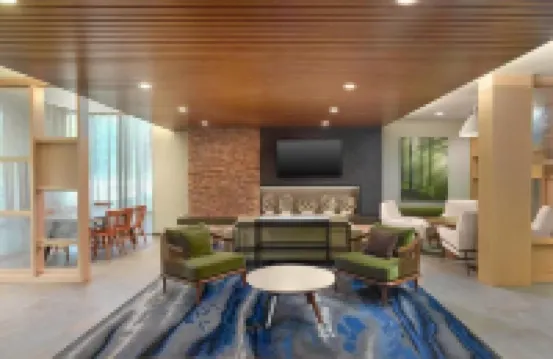 페어필드 바이 메리어트 인 & 스위트 사바나 풀러