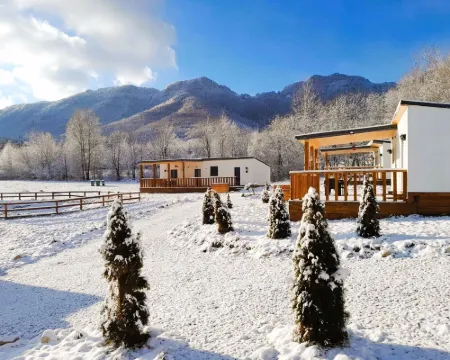 ライ ロッジズ ブランのホテル