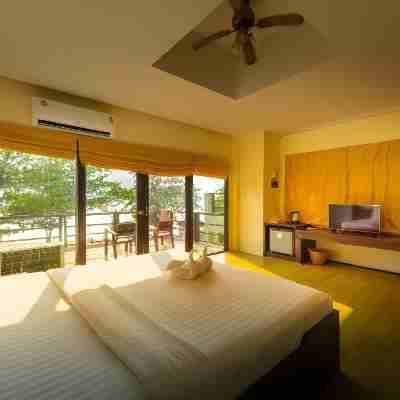 Siam Beach Resort Rooms