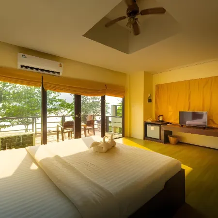 Siam Beach Resort