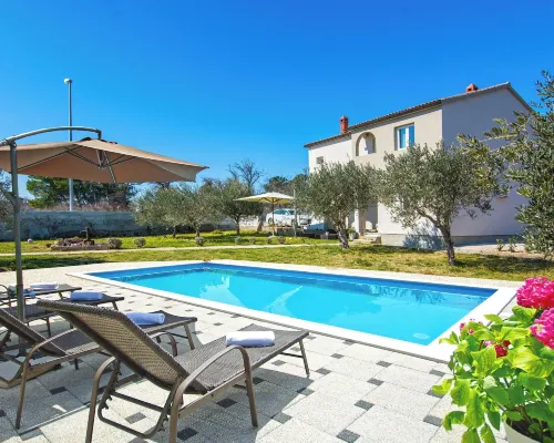 Villa Maar Hotels in Nin