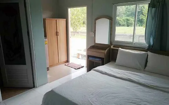 รูปภาพของE2S Armthong