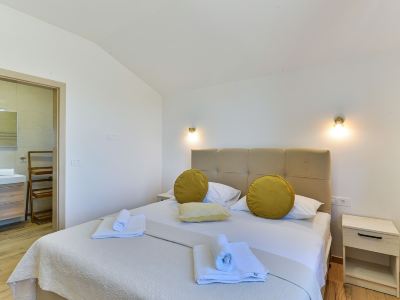 Villa Rea 4 With Heated Pool