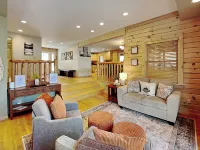 Wisp Water Lodge - 4-Star