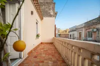Elegant detached house in the city center - Bungalows