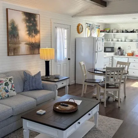 The Cozy Cabell Cottage