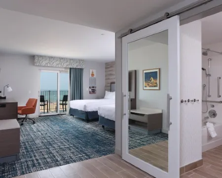 Hampton Inn & Suites Manistee Waterfront Hotels in Manistee